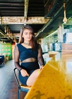 Call Girl Goa Aadarshini