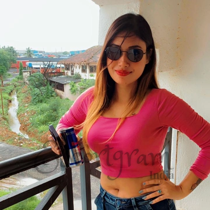 Call Girl Goa Bhavika
