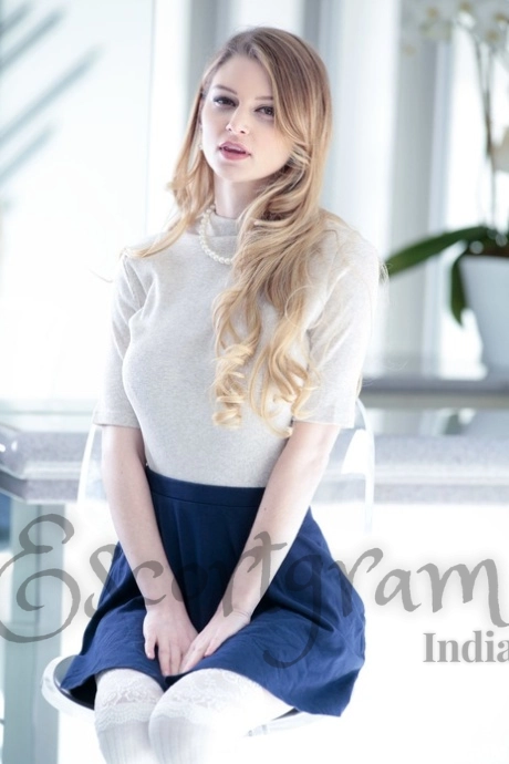 Call Girl Goa Lana