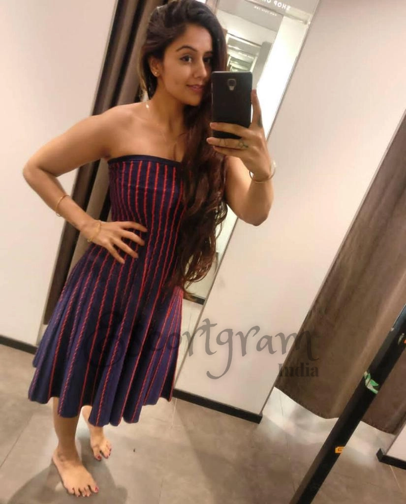 Call Girl Goa Monikla
