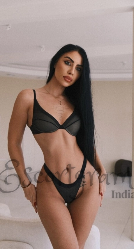Call Girl Goa - Riley