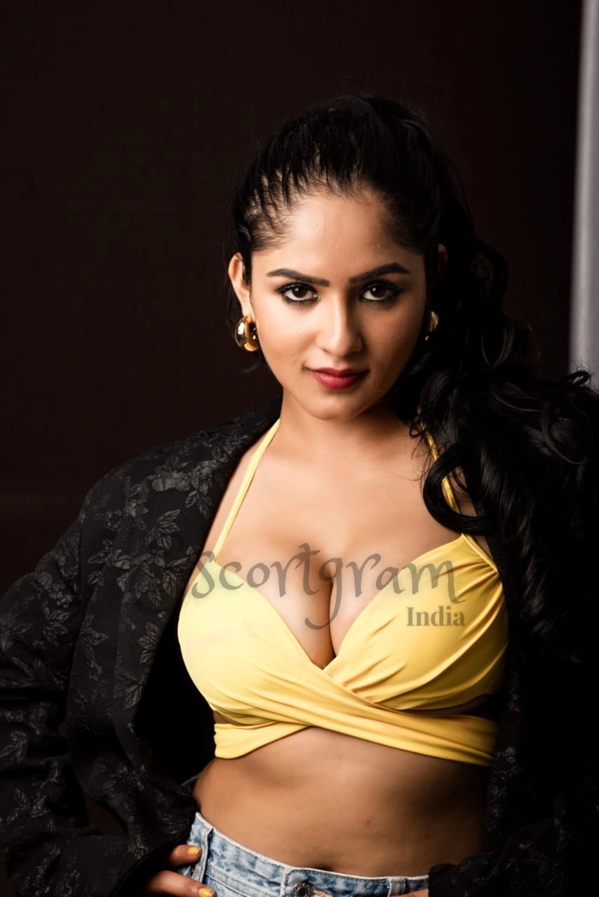 Call Girl Goa Bhavika